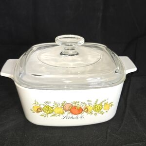 Vintage Corning Ware Spice of Life 'L'Echalote' casserole dish & Lid
